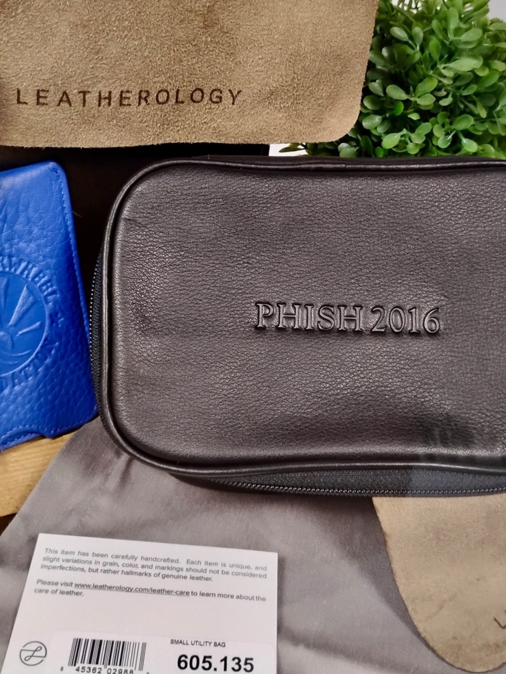 PHISH 2016 Leatherology Black Leather Utility Bag + Blue Waterwheel Luggage Tag